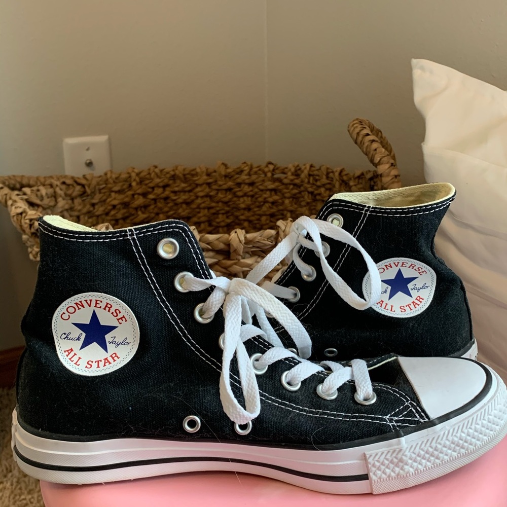 Black High top Converse